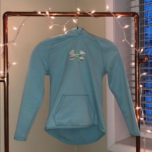 Under armour sweatshirt